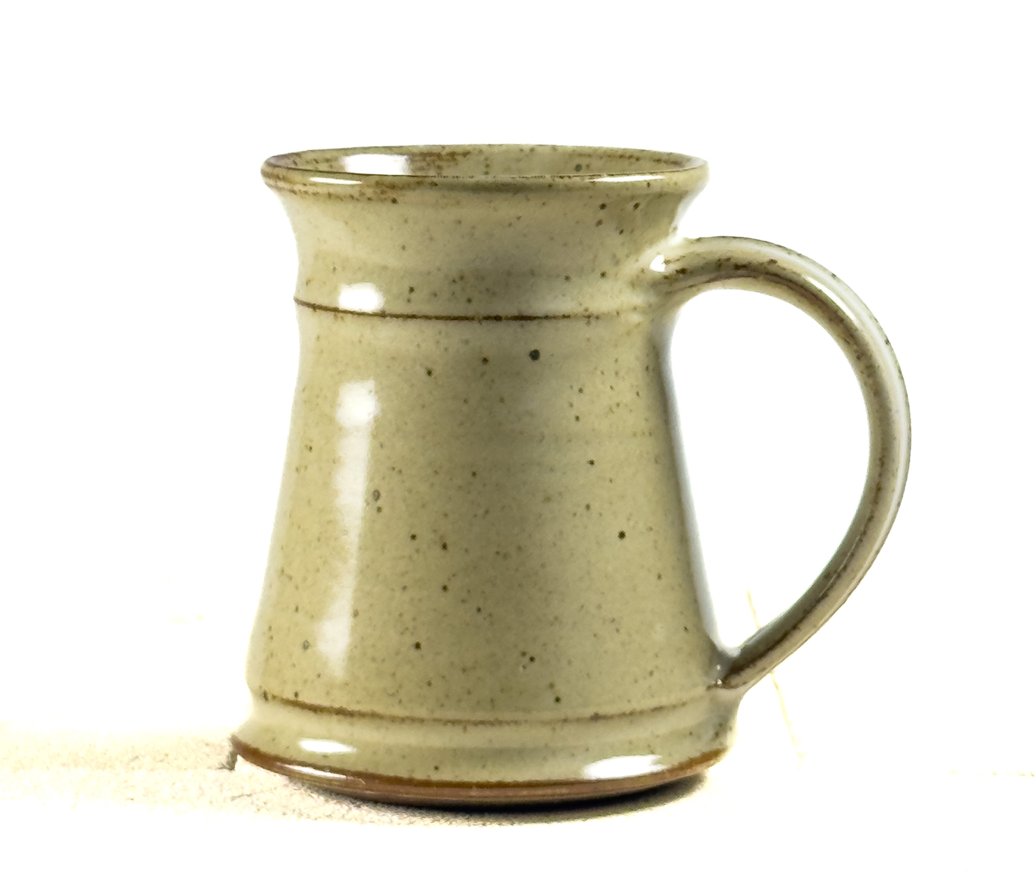 Speckled White and Cream Beer Mug Set thumbnail