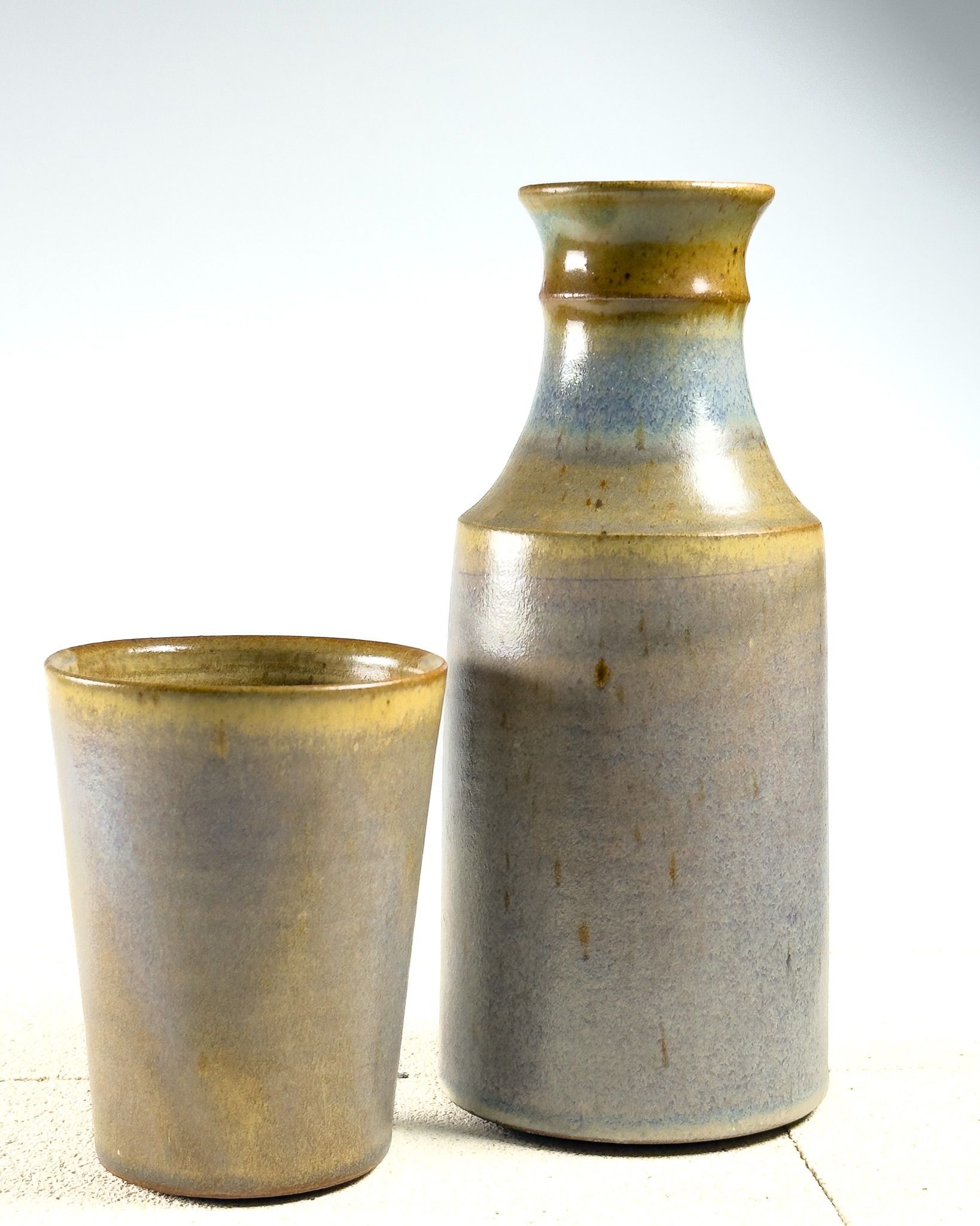Lilac Water Pourer with Glass Set thumbnail