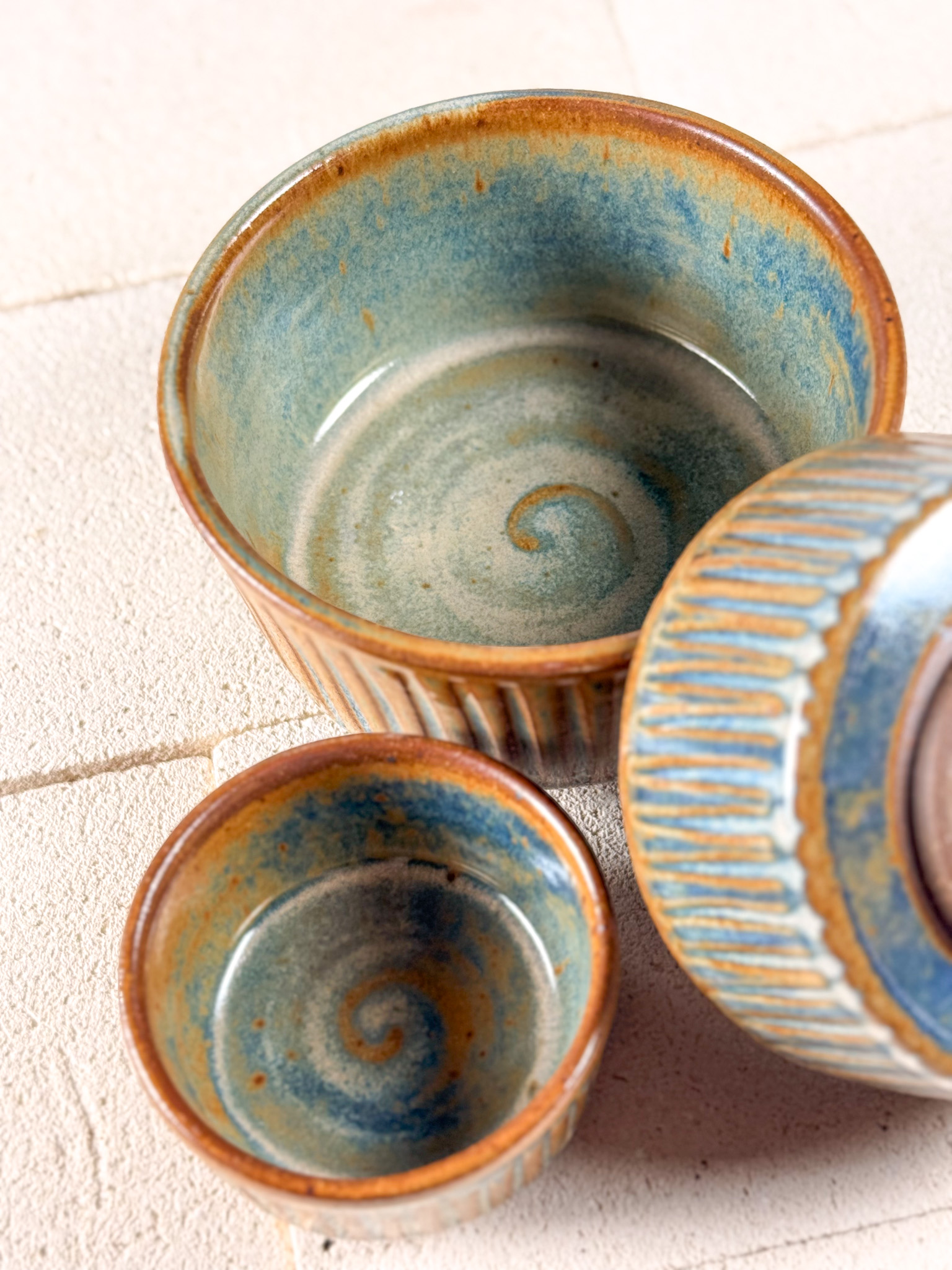 Twilight Earth Carved Bowl – Set of 3 thumbnail