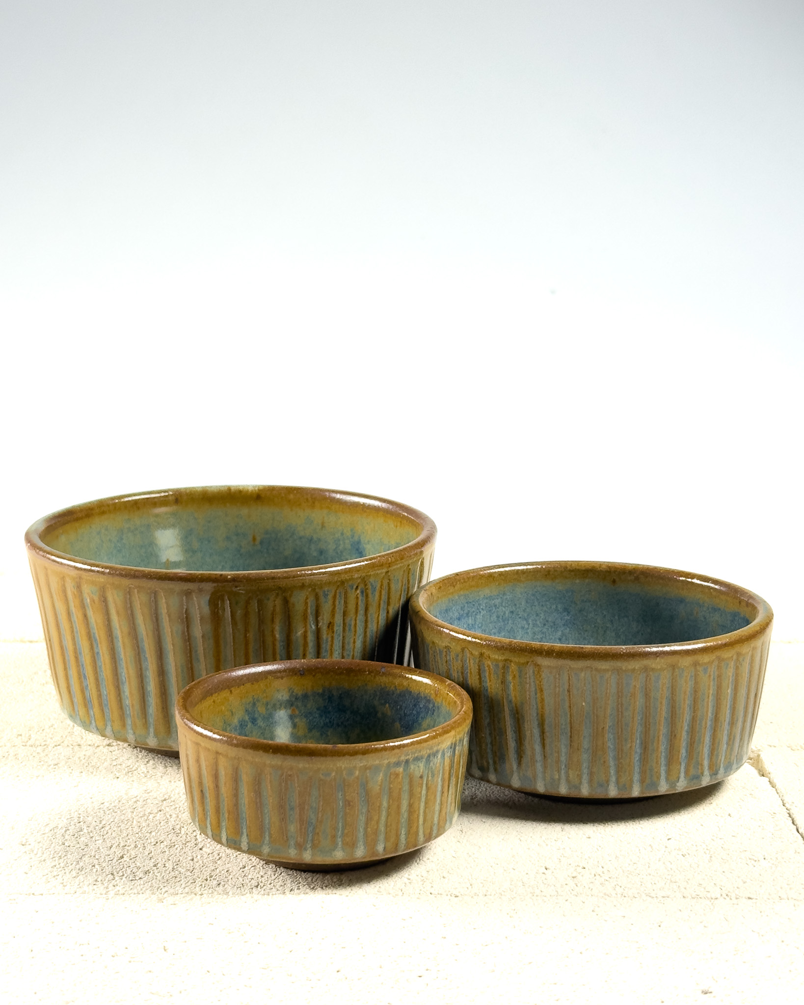 Twilight Earth Carved Bowl – Set of 3 thumbnail