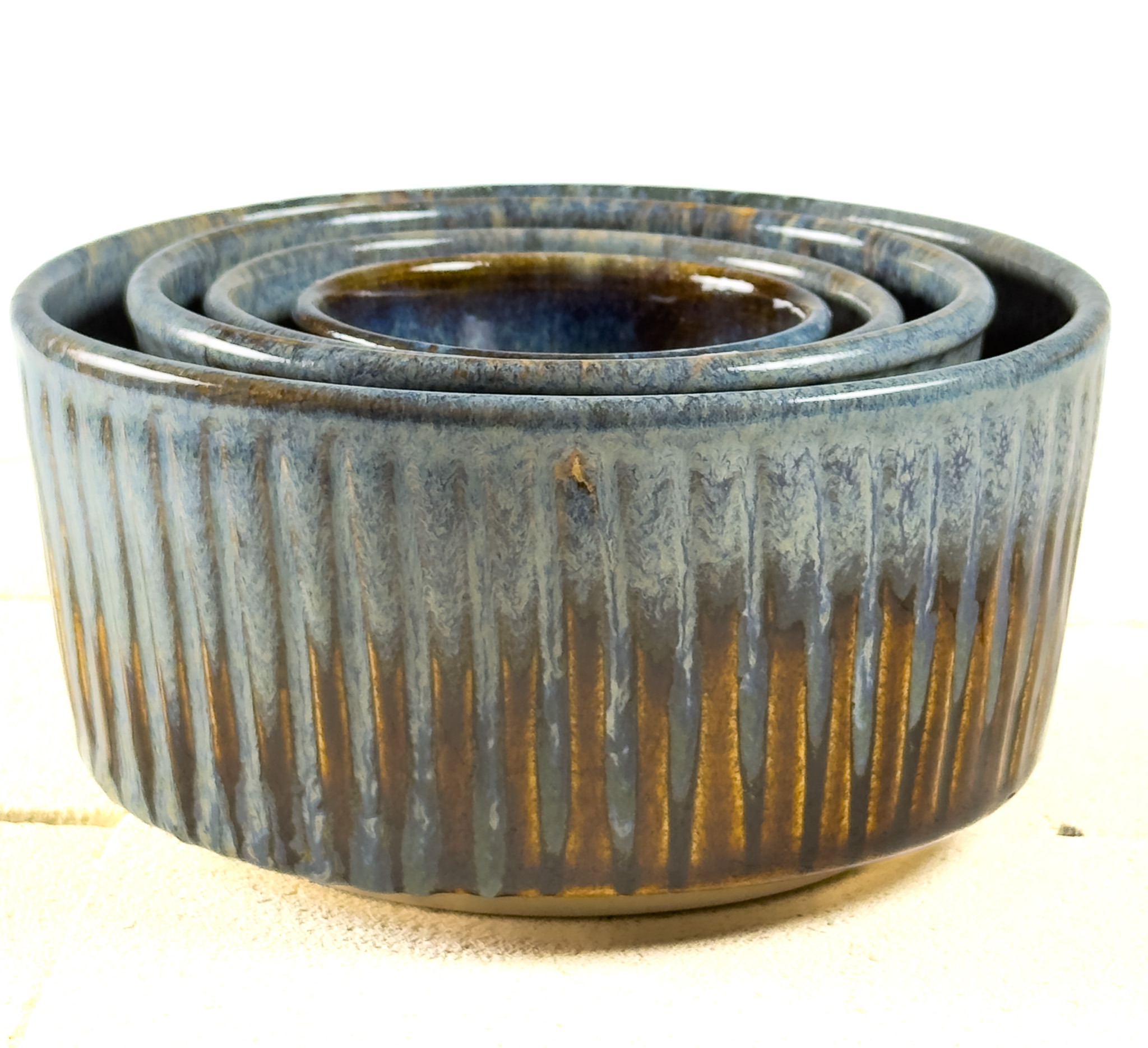 Twilight Amber Carved Bowl – Set of 3 thumbnail